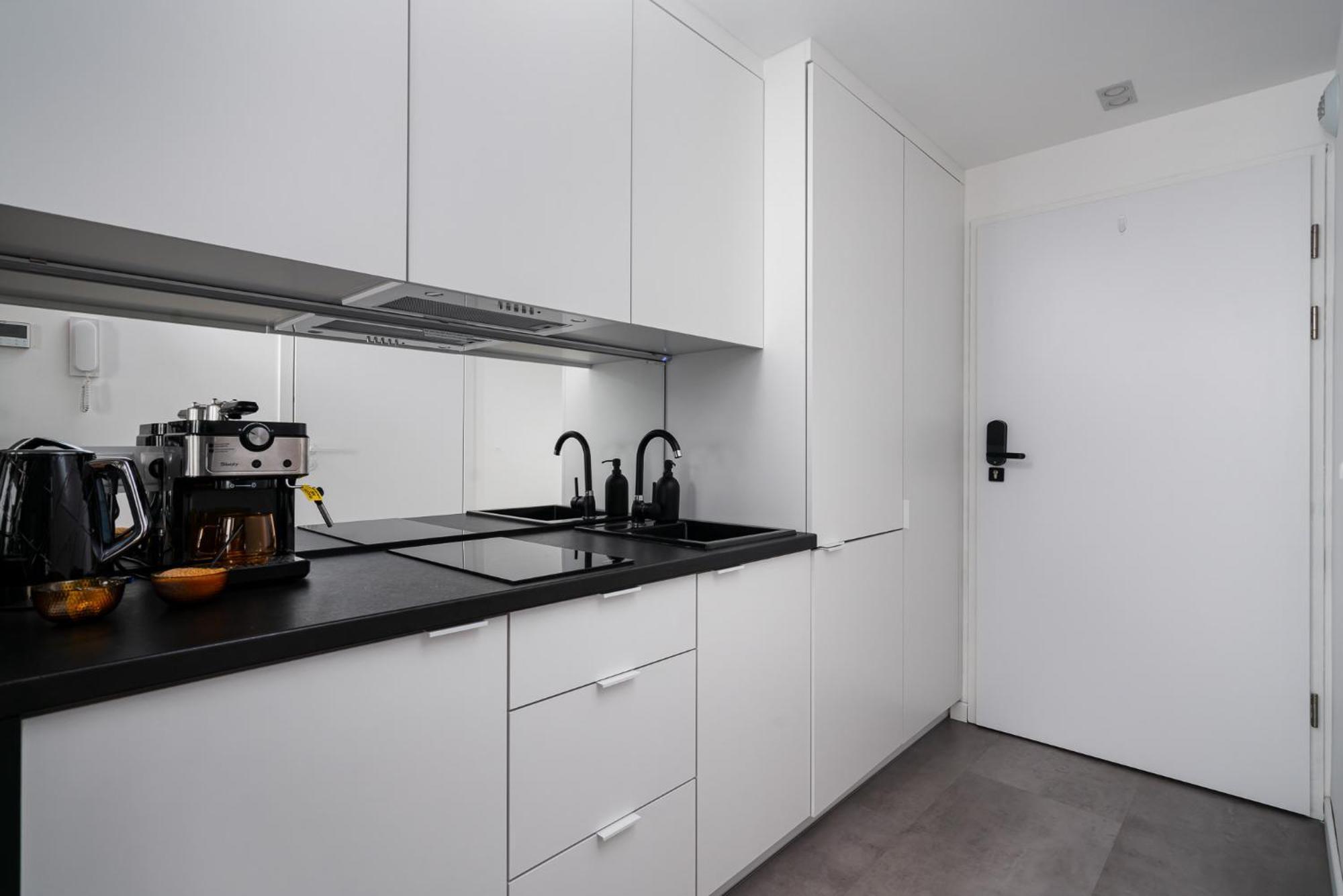 Apartments Wroc'Love By Me &301 Legnicka & Self Check-In 24H & Lift & Air Conditioning Βρότσλαβ Εξωτερικό φωτογραφία